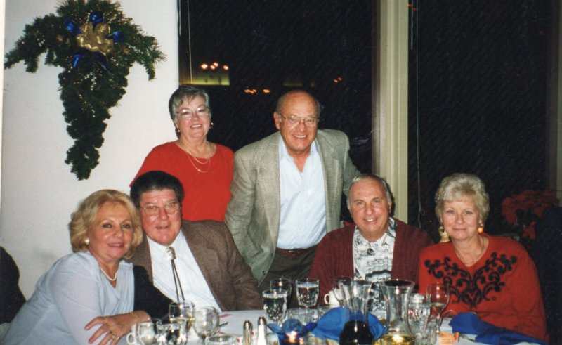 Social - Dec 1998 - Christmas Party - 8